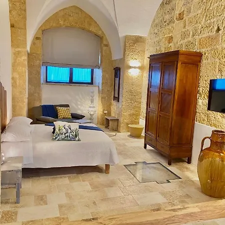 Nocleg ze śniadaniem Il Nachiro 4*